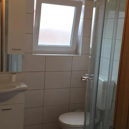 Apartmani Smokva Avec Terasse Vir Exterior photo