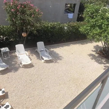 Apartmani Smokva Avec Terasse Vir Exterior photo