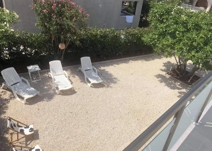 Apartmani Smokva Avec Terasse